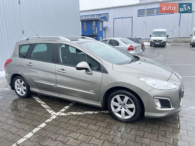 Универсал Peugeot 308 2013 в Хмельницком