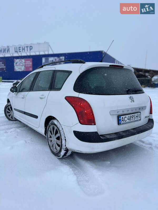 Универсал Peugeot 308 2009 в Нововолынске