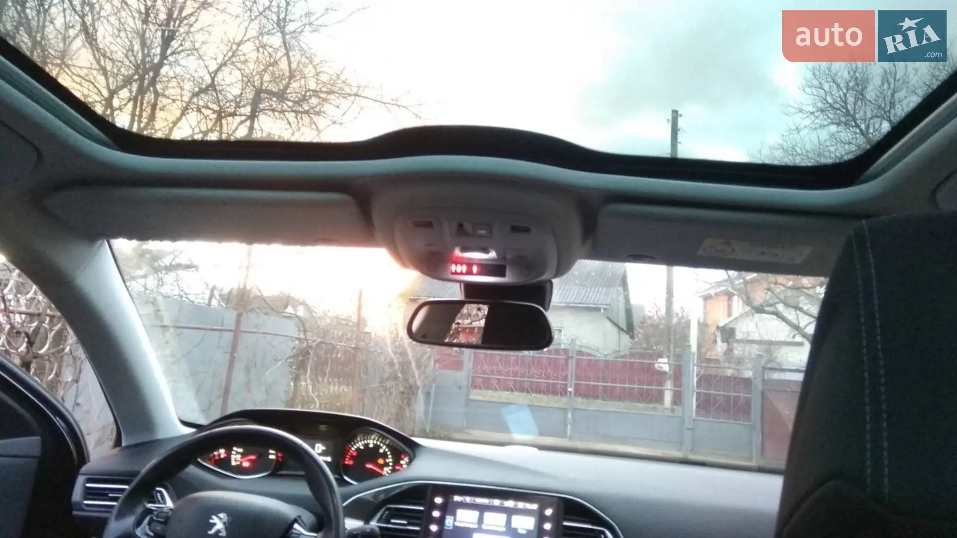 2015 Peugeot 308 - мініатюра 4