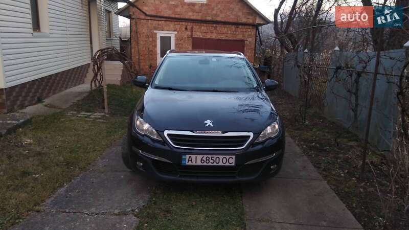 Универсал Peugeot 308 2015 в Черновцах
