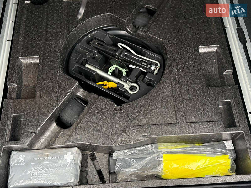 Универсал Peugeot 308 2014 в Луцке