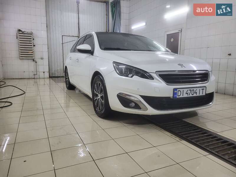 Универсал Peugeot 308 2014 в Киеве