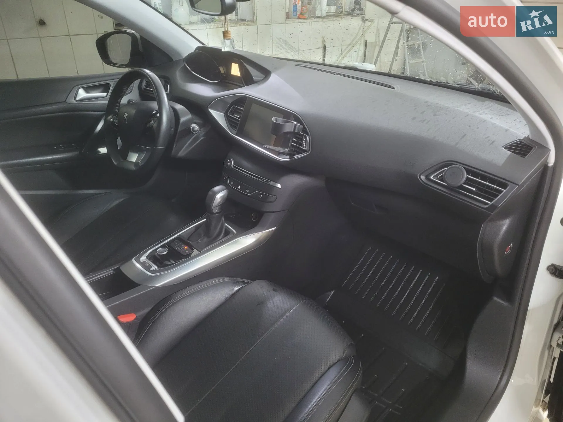 2014 Peugeot 308 - мініатюра 17