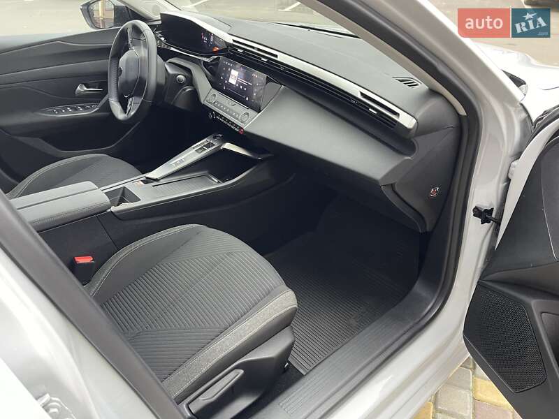 Хэтчбек Peugeot 308 2023 в Броварах