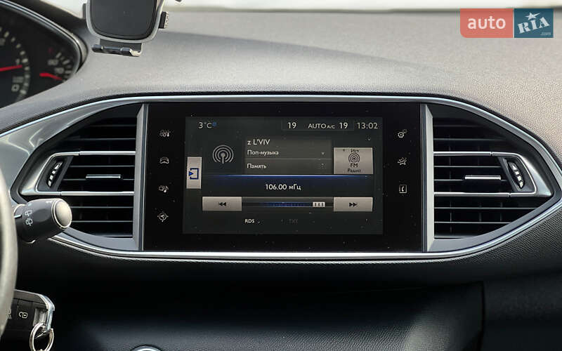 Универсал Peugeot 308 2016 в Львове