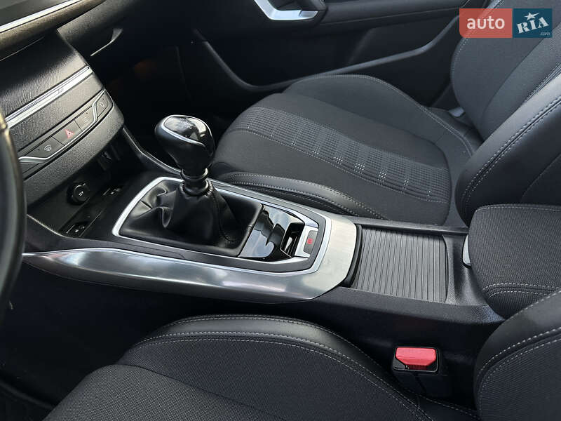 Универсал Peugeot 308 2020 в Львове