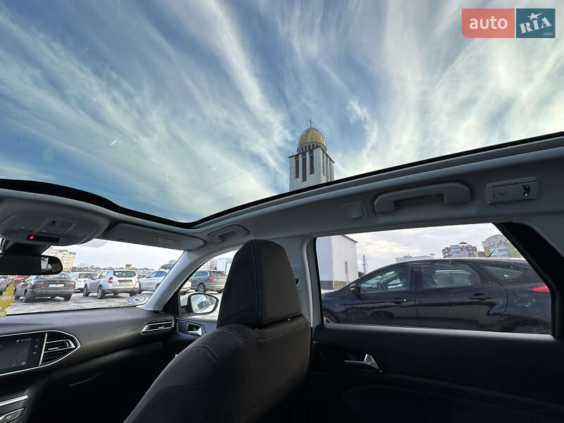 Универсал Peugeot 308 2020 в Львове