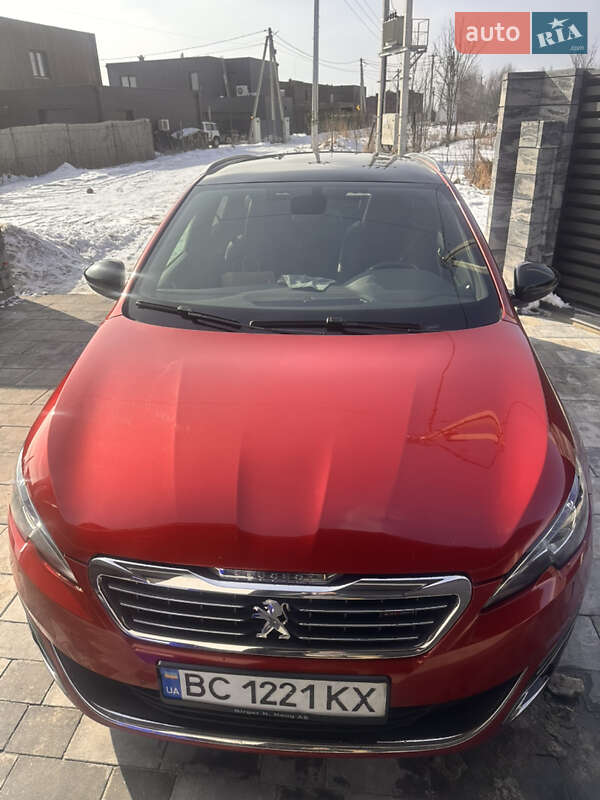 Универсал Peugeot 308 2015 в Львове