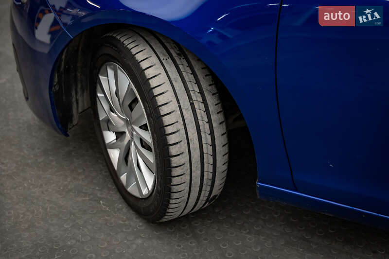 Хэтчбек Peugeot 308 2019 в Киеве