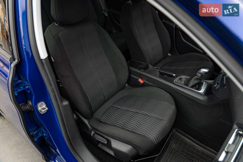 Хэтчбек Peugeot 308 2019 в Киеве