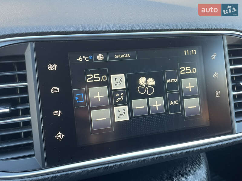 Универсал Peugeot 308 2015 в Сарнах