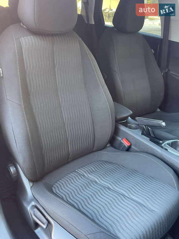 Универсал Peugeot 308 2015 в Сарнах