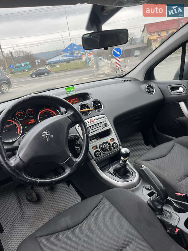 Универсал Peugeot 308 2011 в Ивано-Франковске