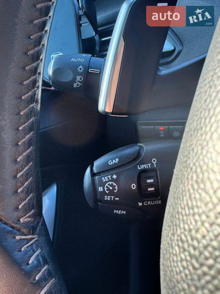 Универсал Peugeot 308 2020 в Самборе