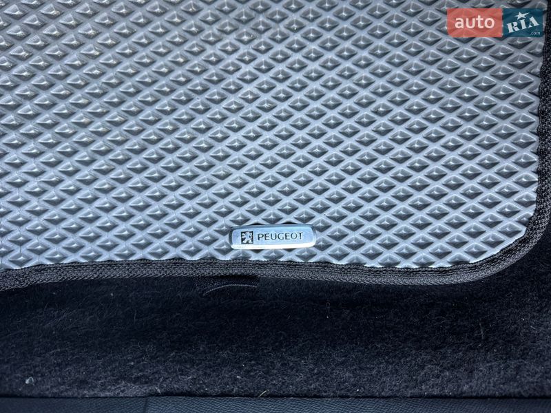 Универсал Peugeot 308 2020 в Самборе