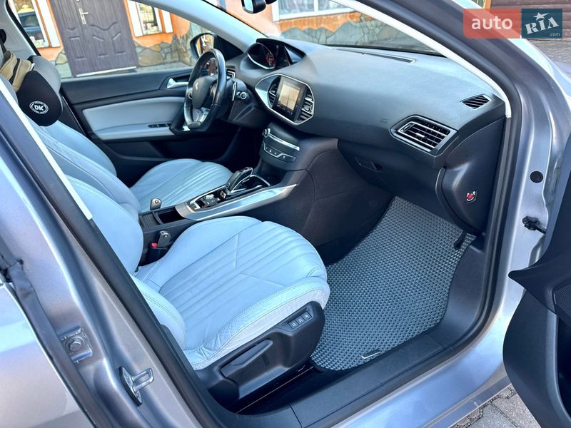 Универсал Peugeot 308 2020 в Самборе