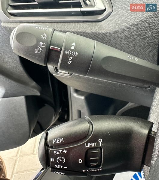 Универсал Peugeot 308 2019 в Львове