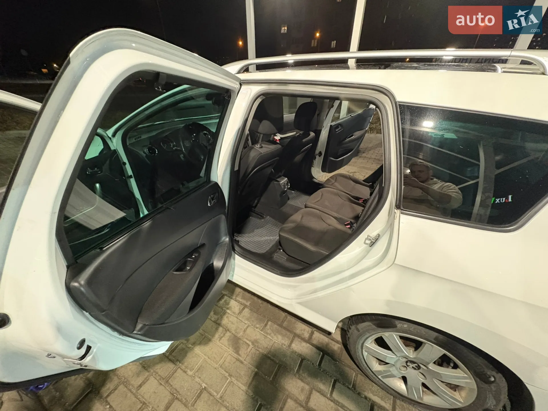 2013 Peugeot 308 - мініатюра 17