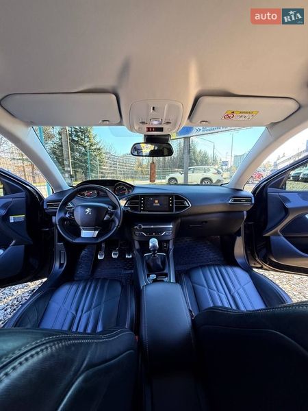 Универсал Peugeot 308 2015 в Трускавце