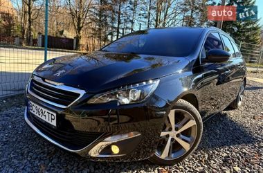 Универсал Peugeot 308 2015 в Трускавце