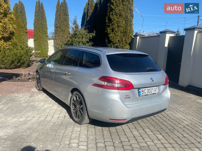 Универсал Peugeot 308 2017 в Львове