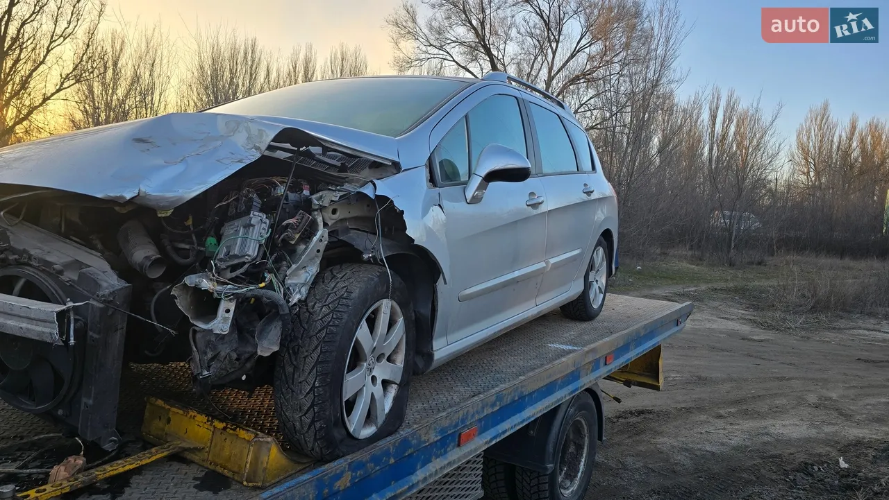 2011 Peugeot 308 - мініатюра 16