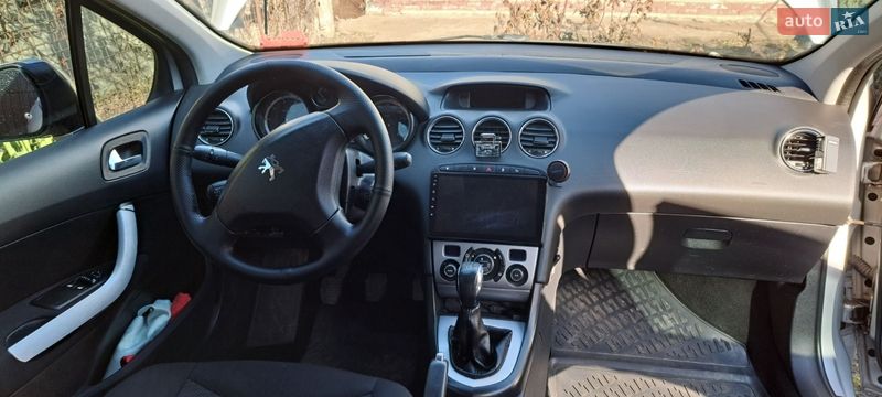 Хэтчбек Peugeot 308 2009 в Днепре