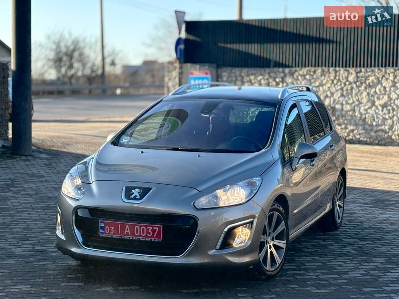 Универсал Peugeot 308 2011 в Тернополе