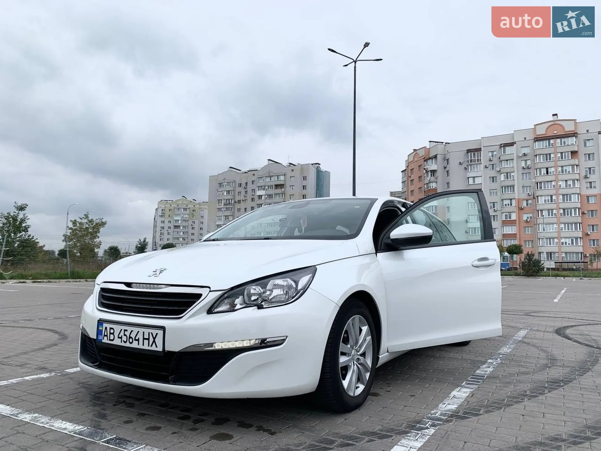 2015 Peugeot 308 - мініатюра 4