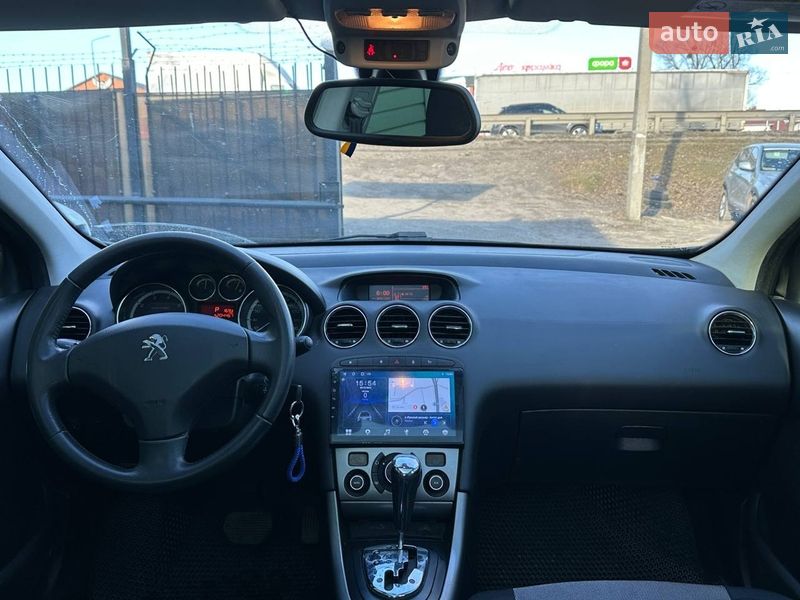 Хэтчбек Peugeot 308 2012 в Киеве