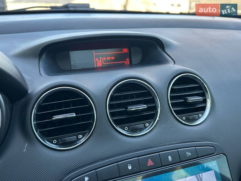 Хэтчбек Peugeot 308 2012 в Киеве