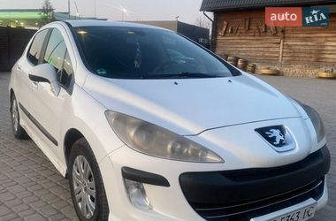 Хэтчбек Peugeot 308 2010 в Золочеве