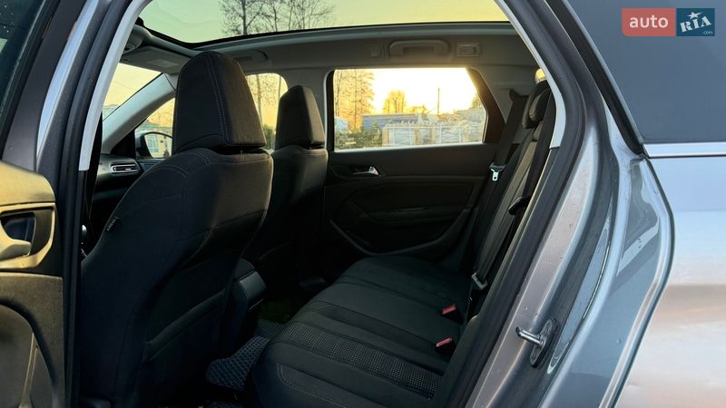 Универсал Peugeot 308 2017 в Львове