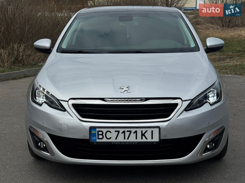 Хетчбек Peugeot 308 2014 в Дрогобичі