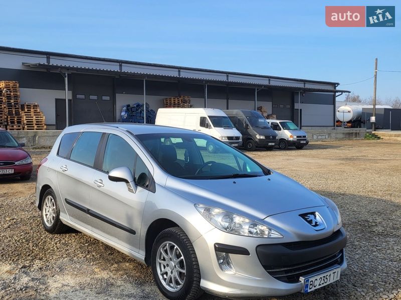 Peugeot 308 2011
