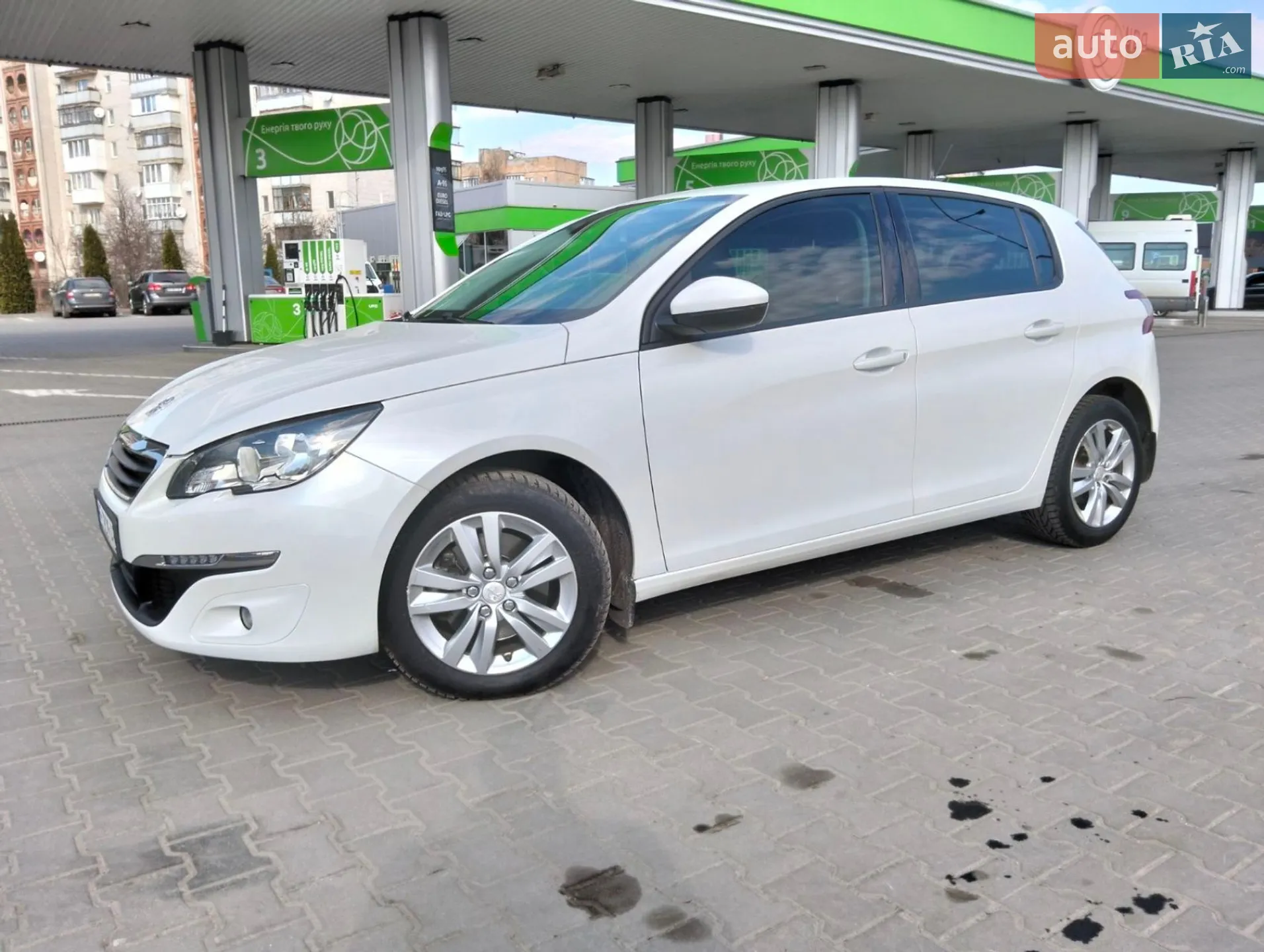 2015 Peugeot 308 - мініатюра 10