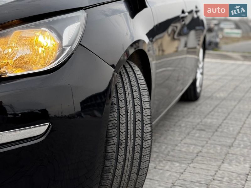 Універсал Peugeot 308 2015 в Львові