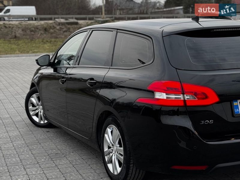 Універсал Peugeot 308 2015 в Львові