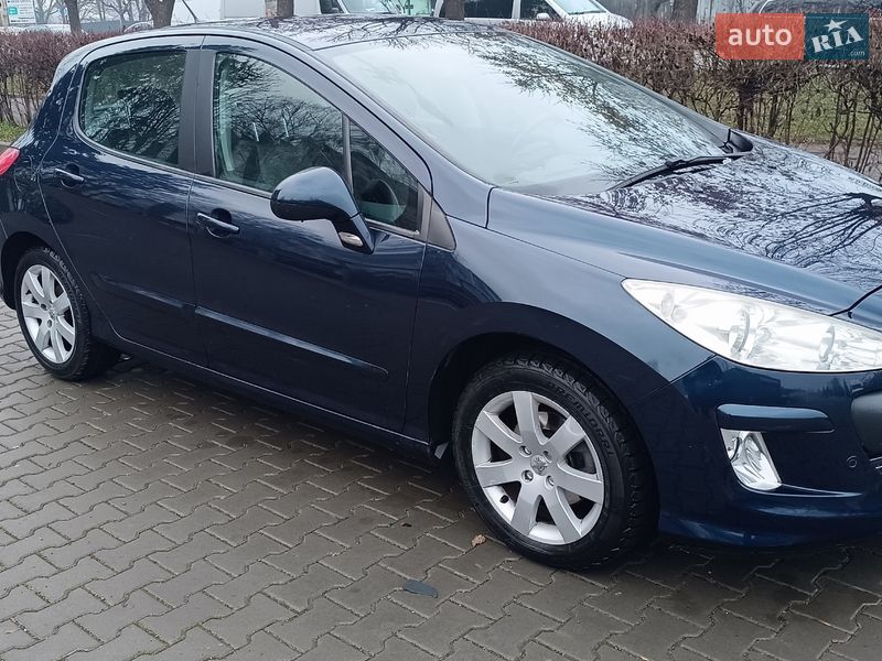Хэтчбек Peugeot 308 2010 в Черновцах фото 2 Хэтчбек Peugeot 308 2010 в Черновцах