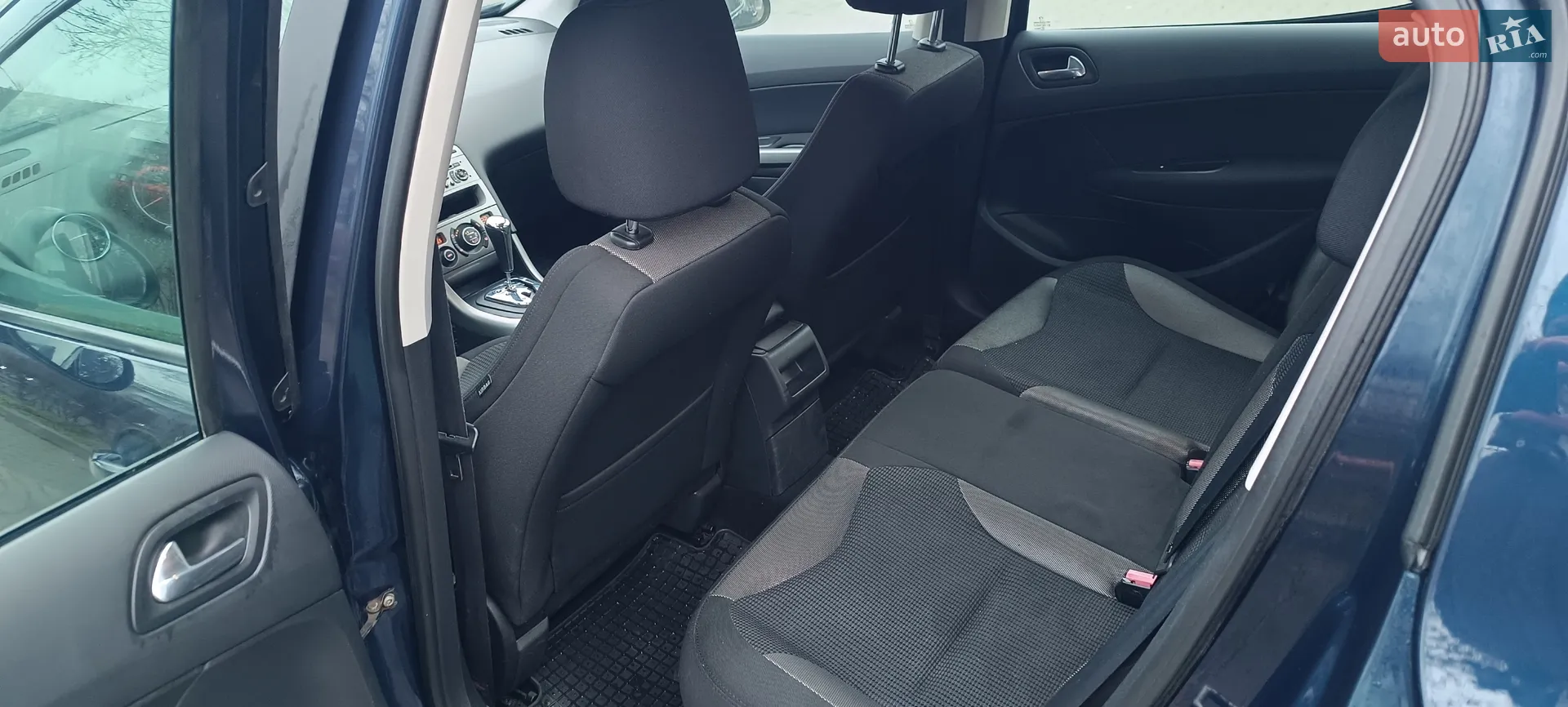 2010 Peugeot 308 - мініатюра 10