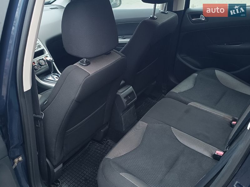 Хэтчбек Peugeot 308 2010 в Черновцах фото 10 Хэтчбек Peugeot 308 2010 в Черновцах