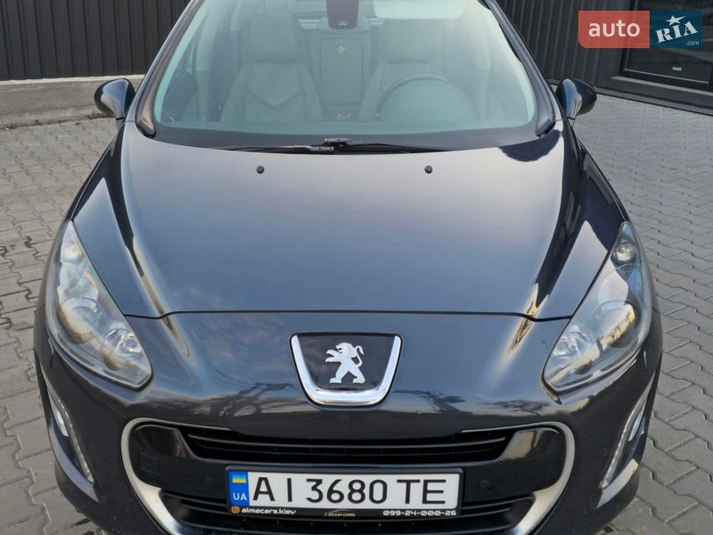 Peugeot 308 2011