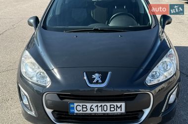 Хетчбек Peugeot 308 2011 в Харкові