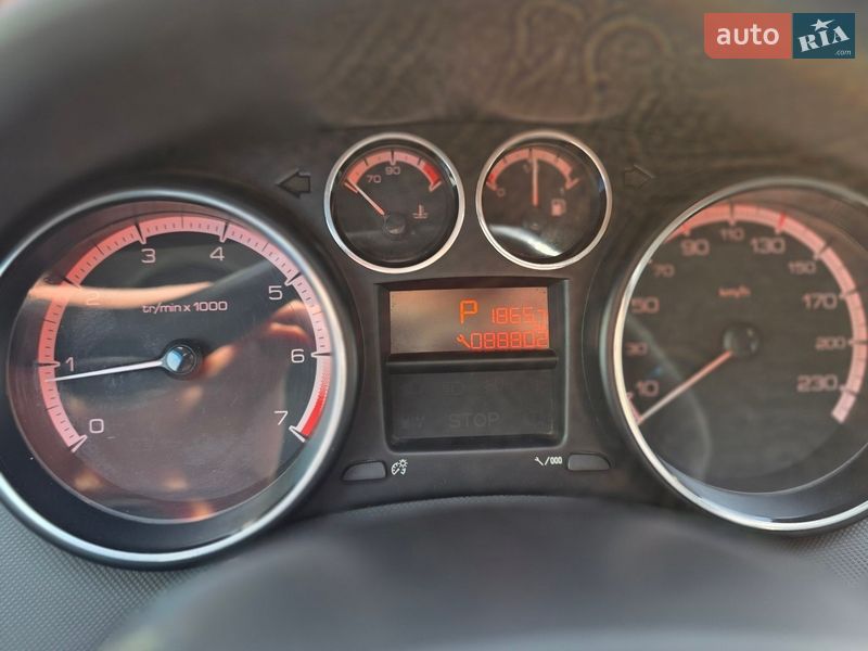 Хетчбек Peugeot 308 2010 в Києві