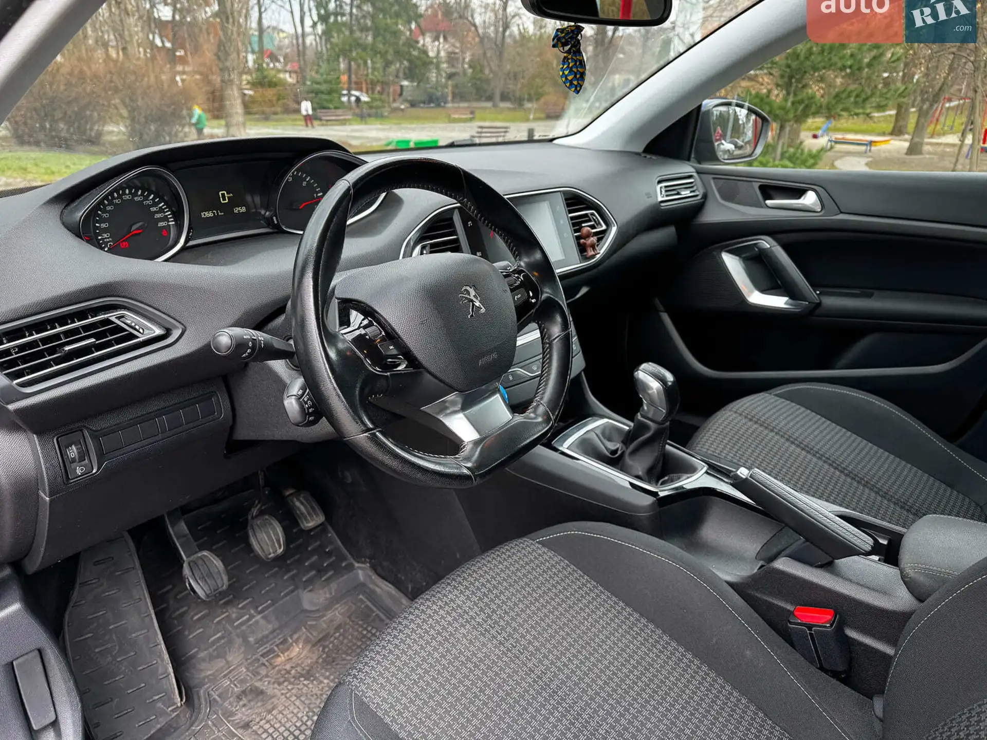 2017 Peugeot 308 - мініатюра 13