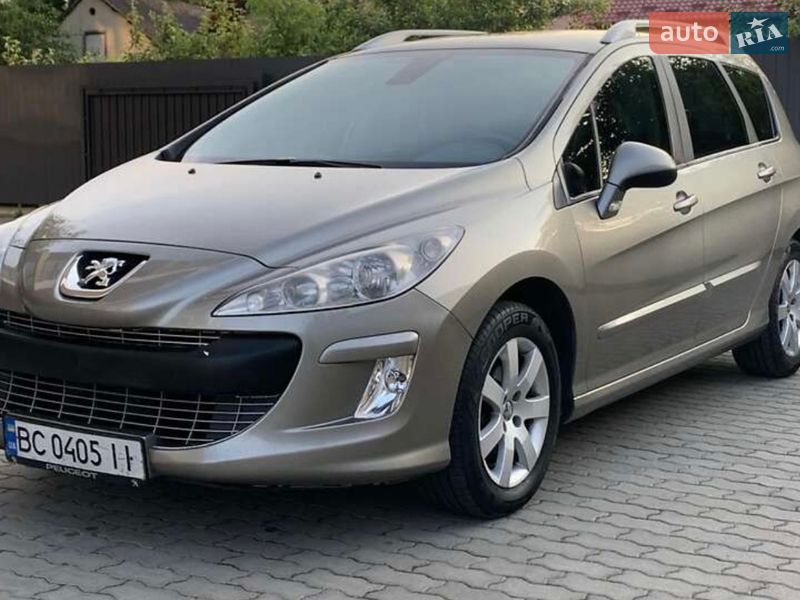 Универсал Peugeot 308 2010 в Львове