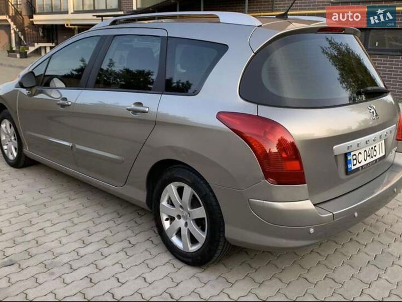Универсал Peugeot 308 2010 в Львове
