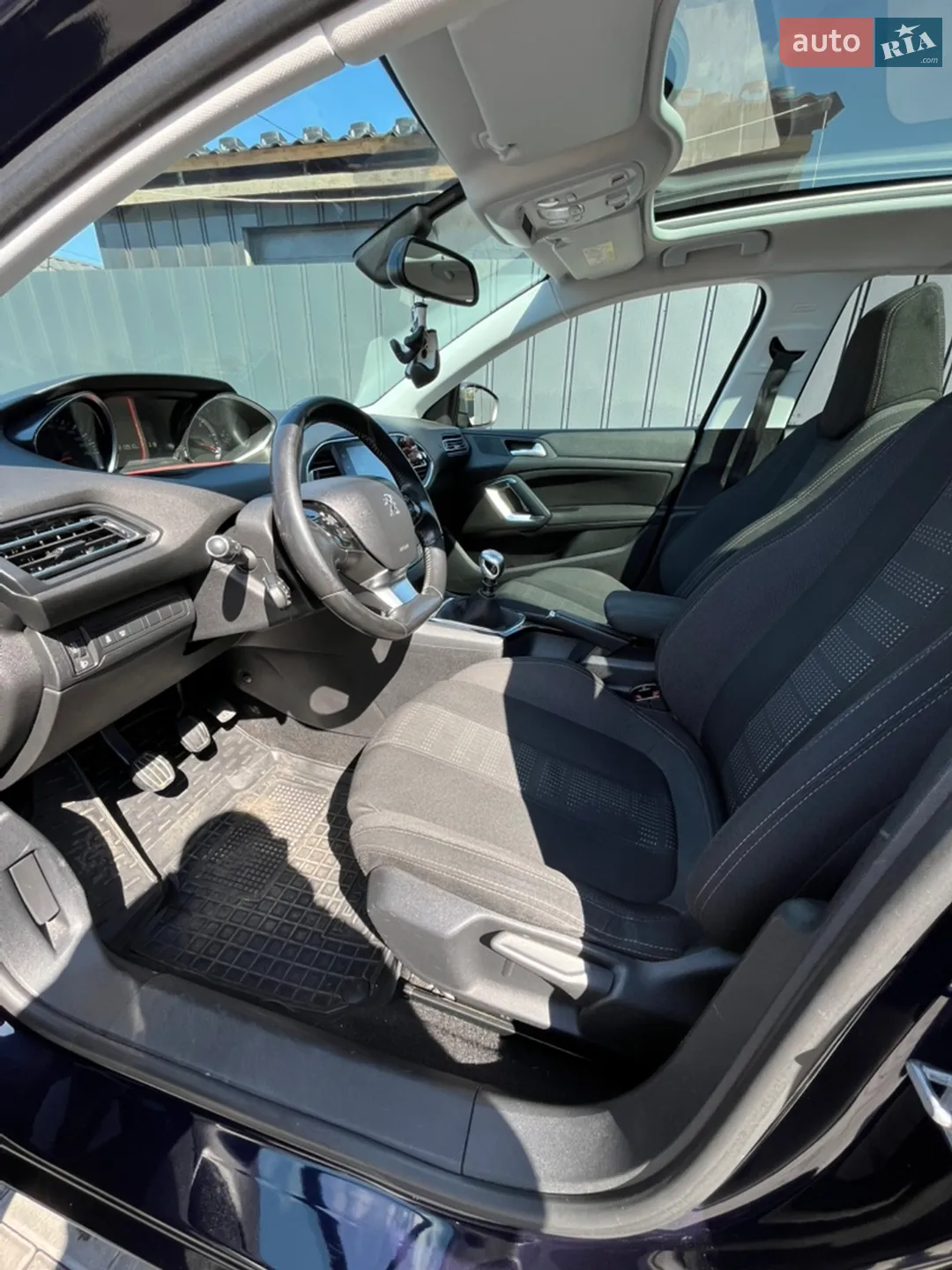 2015 Peugeot 308 - мініатюра 18