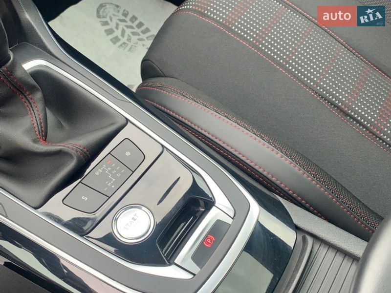 Универсал Peugeot 308 2017 в Стрые