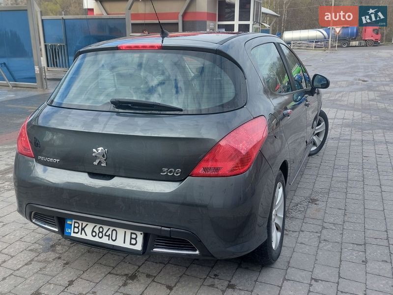 Хэтчбек Peugeot 308 2009 в Тернополе